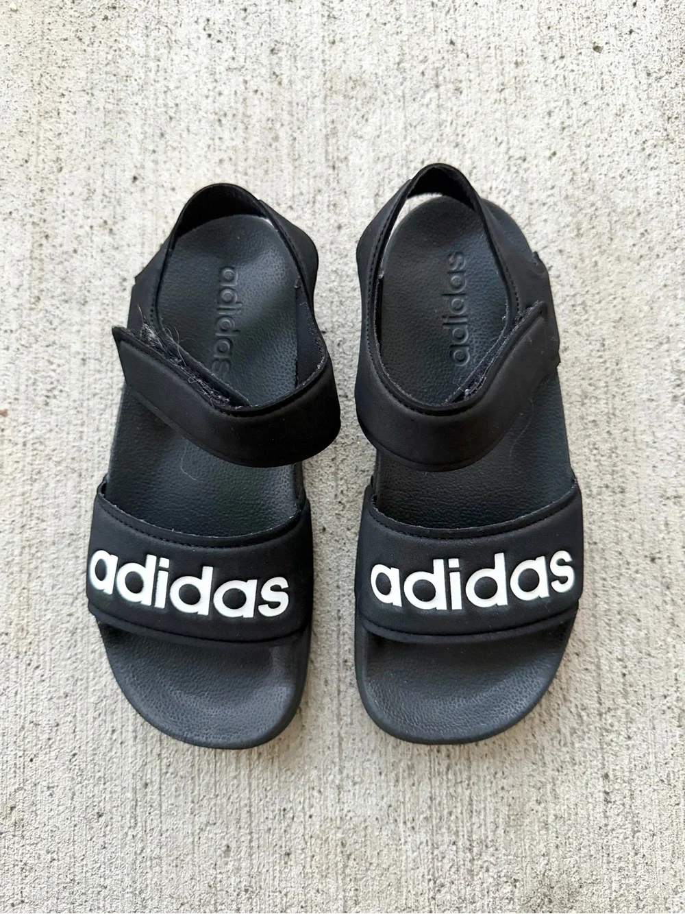 Adidas kids Black Sandals size 2
